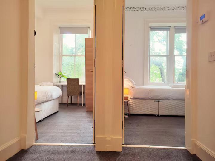 Magic Of Meadows 4 Bedroom Spacious Flat *